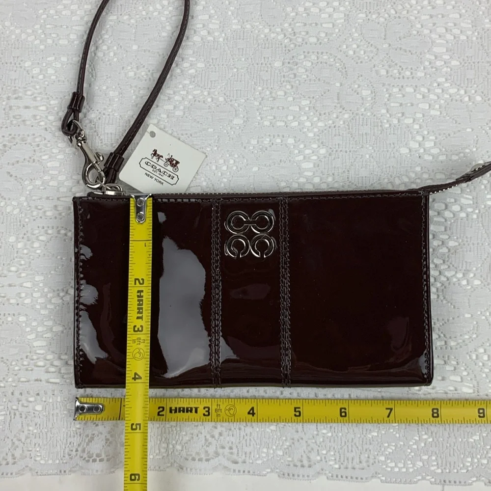 Coach Opt art brown patent leather wallet wristlet Shiny Pockets New